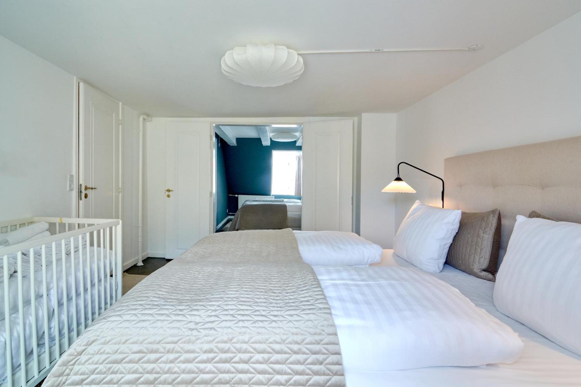 Luxury Penthouse - Private Balcony - Heart Of Leilighet København